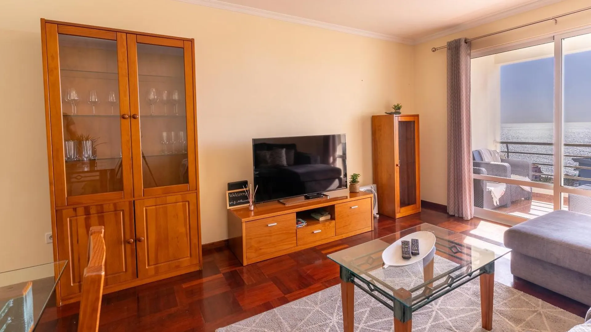 Apartamento Vista Azul フンシャル